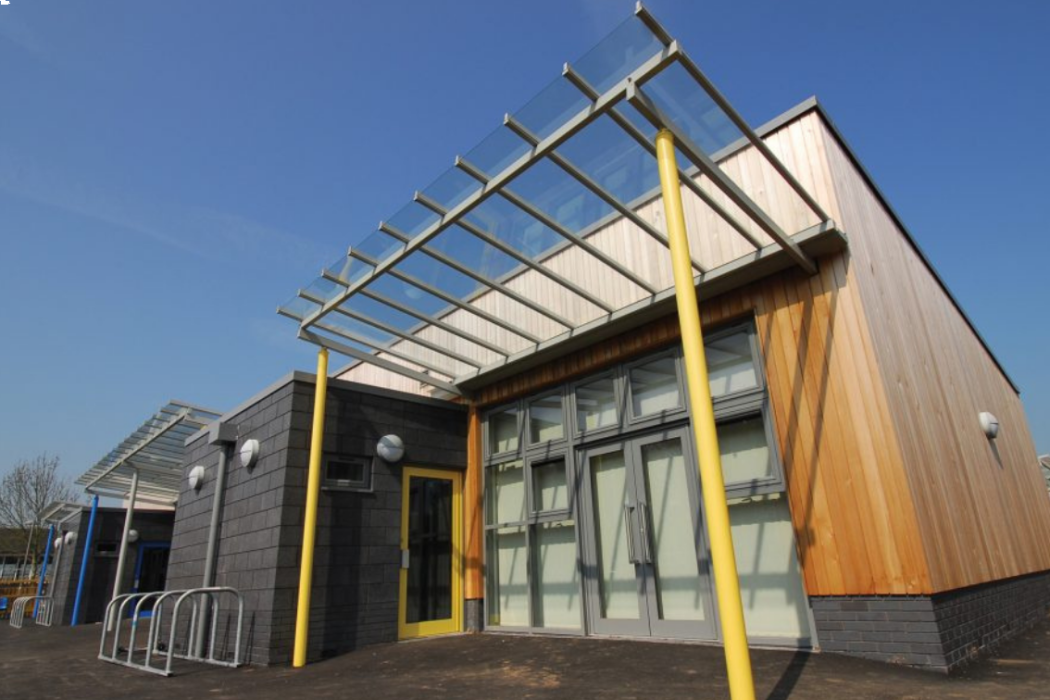 Glazed Canopies at Richmond Primary School – Broxap